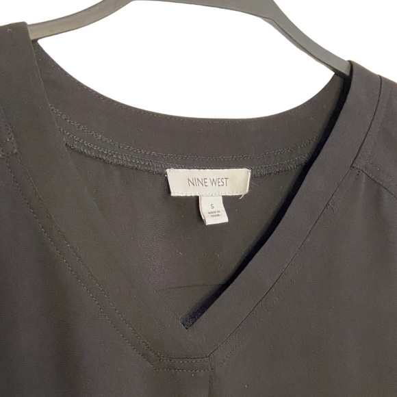 NINE WEST Tunic Top V-Neck Pullover Style in Black Oversized S fits like Medium - Picture 4 of 8